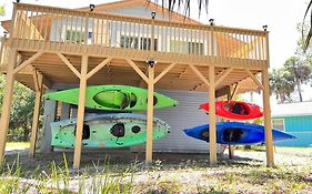 Riverside House 6-Kayaks Manatees Bikes Fire Pit